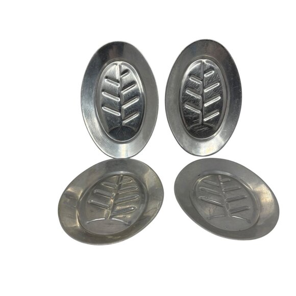 Set Of 4 Vintage Aluminum Oval Leaf Design Serving Platters - Picture 7 of 9